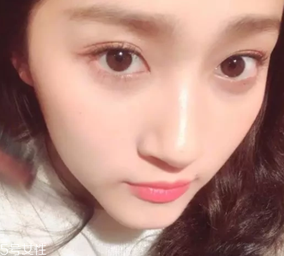 什么樣的人笑起來好看？如何避免笑起來像鬼？