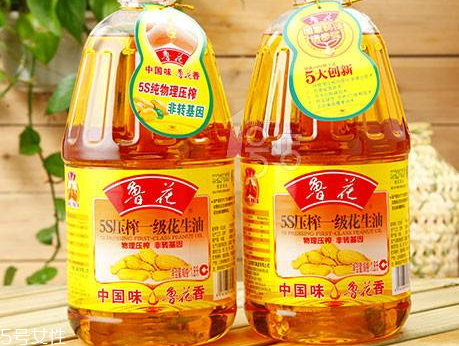 花生油炒菜好吃嗎 油品色澤清亮 花生油炒菜好吃嗎 油品色澤清亮