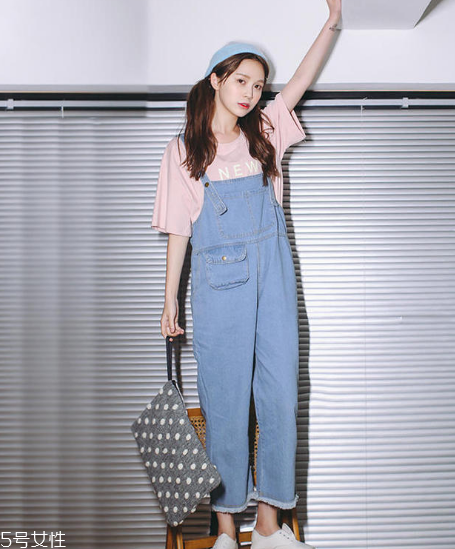 t恤怎么搭配好看？每天都有新花樣