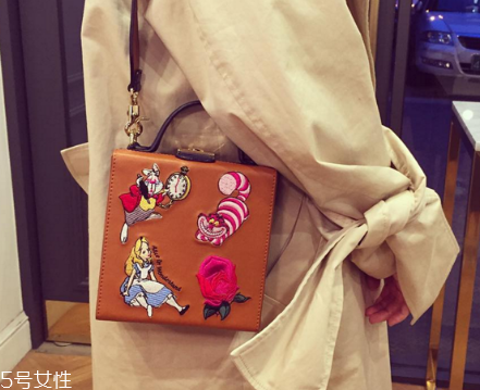 high cheeks中國有專柜嗎？特立獨行的小眾包袋