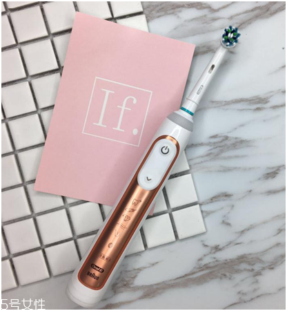 歐樂b電動牙刷怎么樣？四個刷頭很好用