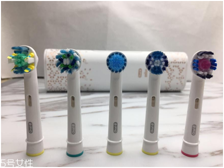 歐樂(lè)b電動(dòng)牙刷怎么樣？四個(gè)刷頭很好用