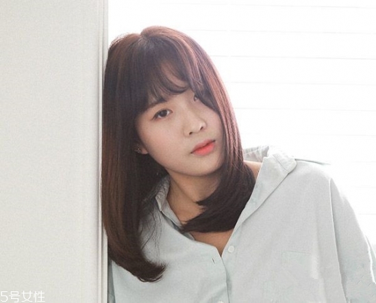 2022年流行什么劉海 合適的劉海還可以修飾臉型 2022年流行什么劉海 合適的劉海還可以修飾臉型