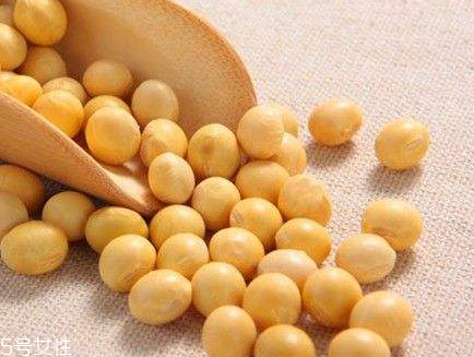 卵磷脂晚上吃可以嗎？最好是晚飯前