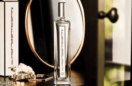 水生調(diào)香水有幾種？這三款香水讓你迷死人