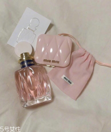 miumiu粉色香水怎么樣？miumiu2018新香水什么味道？