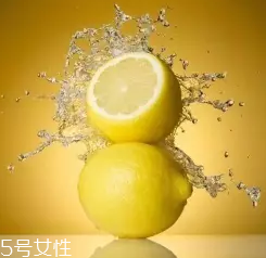 柑橘調香水好聞嗎？吃了這個大橘子