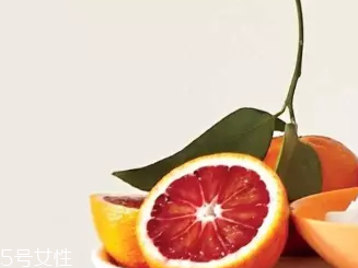 柑橘調香水好聞嗎？吃了這個大橘子