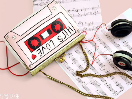 2022春夏包包流行趨勢(shì)？這些款式不能沒(méi)有