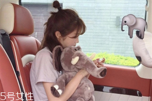 披肩發(fā)怎么弄好看圖解 六款新的編發(fā)教程 披肩發(fā)怎么弄好看圖解 六款新的編發(fā)教程