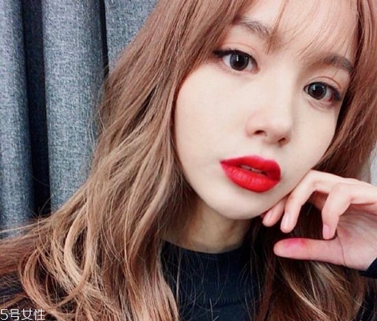 2022年最流行什么發(fā)型女 好看又顯氣質(zhì) 2022年最流行什么發(fā)型女 好看又顯氣質(zhì)