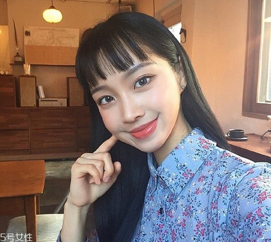 2022年流行什么劉海 合適的劉海還可以修飾臉型 2022年流行什么劉海 合適的劉海還可以修飾臉型