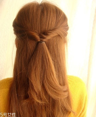 披肩發(fā)怎么弄好看圖解 六款新的編發(fā)教程 披肩發(fā)怎么弄好看圖解 六款新的編發(fā)教程