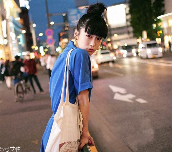 2022年流行什么劉海 合適的劉海還可以修飾臉型 2022年流行什么劉海 合適的劉海還可以修飾臉型