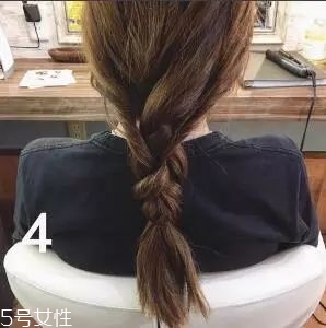 披肩發(fā)怎么弄好看圖解 六款新的編發(fā)教程 披肩發(fā)怎么弄好看圖解 六款新的編發(fā)教程