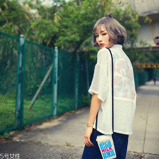 齊肩直發(fā)怎么扎好看 凸顯女神清純 齊肩直發(fā)怎么扎好看 凸顯女神清純