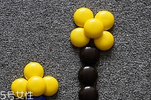 蝦青素是什么顏色？一般是紅色