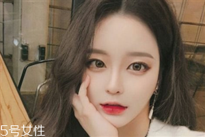 愛(ài)麗小屋四色眼影哪個(gè)好看 愛(ài)麗小屋四色眼影盤教程用法