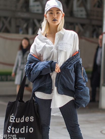 棒球帽怎么搭配衣服？素顏也能hold住