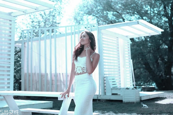 名媛風(fēng)格女裝是哪種？名媛風(fēng)搭出氣質(zhì)和氣場(chǎng)