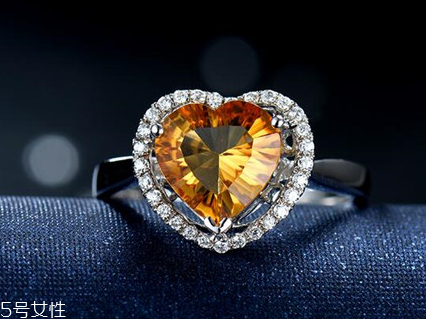 黃水晶戒指寓意是什么？象征快樂與健康