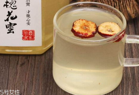 槐花蜜能治便秘嗎 有潤(rùn)腸通便的效果 槐花蜜能治便秘嗎 有潤(rùn)腸通便的效果