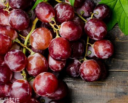 葡萄籽泡水喝有作用嗎？美容保健