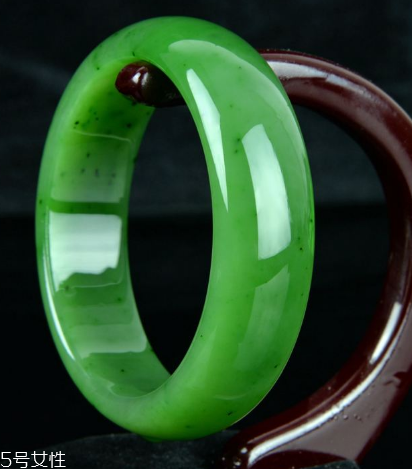 玉手鐲尺寸怎么選？輕松選出合適尺寸