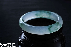 玉手鐲可以戴著睡覺嗎？玉手鐲有助于睡眠