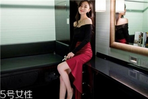 魚尾裙配什么上衣好看？化身性感美人魚