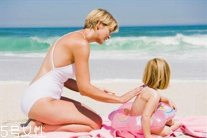 曬脫皮怎么快速恢復(fù) 脫皮嚴重的肌膚護理