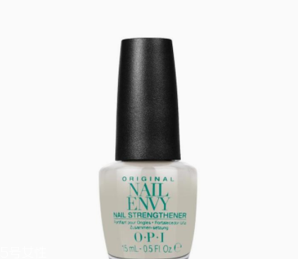 指甲的月牙說明什么？看完我趕緊放下甲油