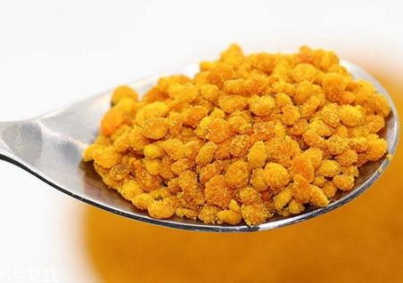 蜂花粉一天吃多少合適 根據(jù)具體情況而定 蜂花粉一天吃多少合適 根據(jù)具體情況而定