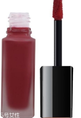 香奈兒印記唇釉154是啞光嗎？美到窒息的色號