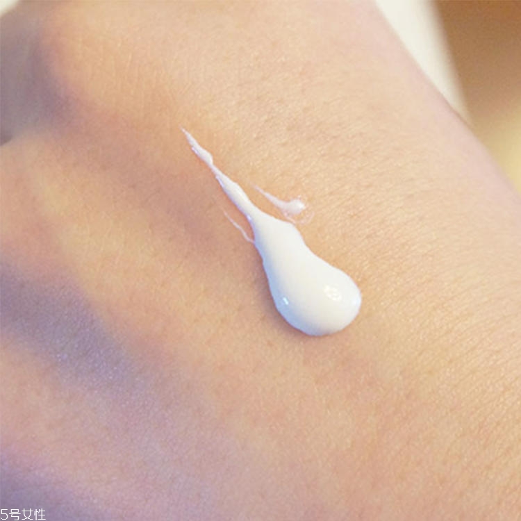 雅詩蘭黛防曬霜有幾種 雅詩蘭黛防曬霜有幾種