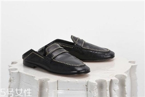 isabel marant什么價位？街拍中的最in鞋履