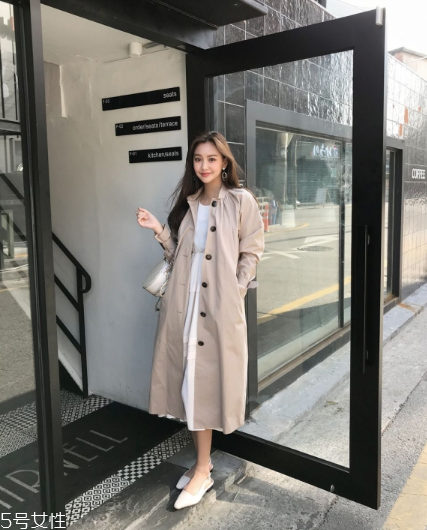 連衣裙配什么外套？讓你甜美又減齡