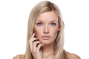 臉上有紅血絲的就是敏感肌嗎 紅血絲形成的三大原因 臉上有紅血絲的就是敏感肌嗎 紅血絲形成的三大原因