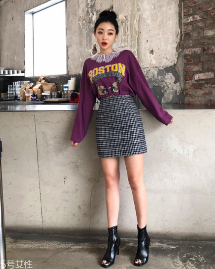 長(zhǎng)袖t恤怎么搭配？屬于你的最佳出門(mén)穿搭