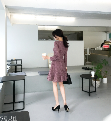 連衣裙搭配什么鞋子好看？處處散發(fā)迷人氣質(zhì)