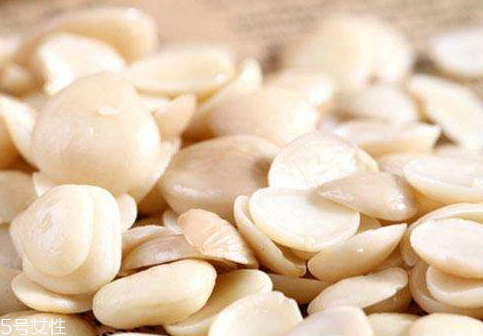 山杏仁怎么吃 配粥涼拌皆宜 山杏仁怎么吃 配粥涼拌皆宜