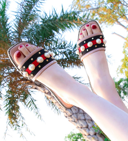 2022流行什么拖鞋？凹造型離不開它