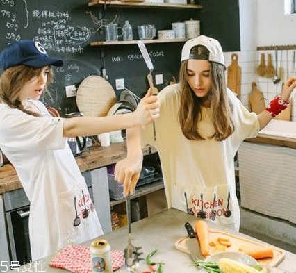 t恤太長了怎么辦？t恤可以改短