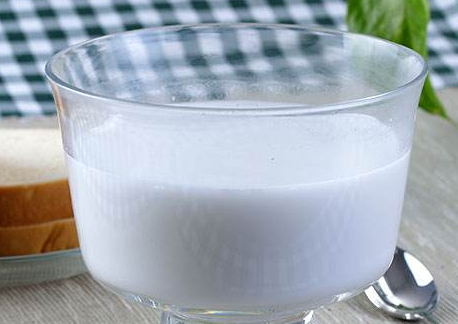 椰子粉可以代替椰漿嗎 二者區(qū)別 椰子粉可以代替椰漿嗎 二者區(qū)別