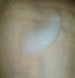 珍珠美人睡眠面膜評測 將珍珠面膜敷在臉上 珍珠美人睡眠面膜評測 將珍珠面膜敷在臉上