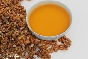 核桃油一次吃多少 千萬別吃多了 核桃油一次吃多少 千萬別吃多了