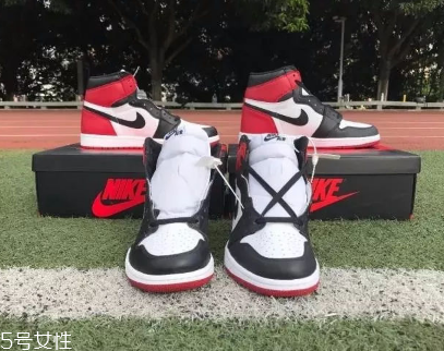 aj 1黑腳趾真假對(duì)比 aj1黑腳趾真品原來(lái)這樣鑒定 aj 1黑腳趾真假對(duì)比 aj1黑腳趾真品原來(lái)這樣鑒定