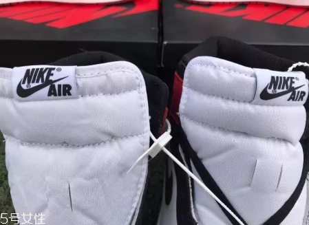 aj 1黑腳趾真假對(duì)比 aj1黑腳趾真品原來(lái)這樣鑒定 aj 1黑腳趾真假對(duì)比 aj1黑腳趾真品原來(lái)這樣鑒定