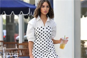 連衣裙里面怎么搭配？堪稱遮肉神器