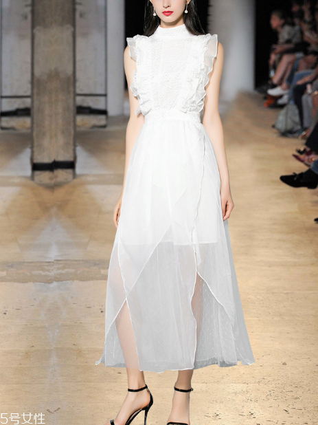 雪紡裙怎么搭配？帶你走進(jìn)明媚的季節(jié)